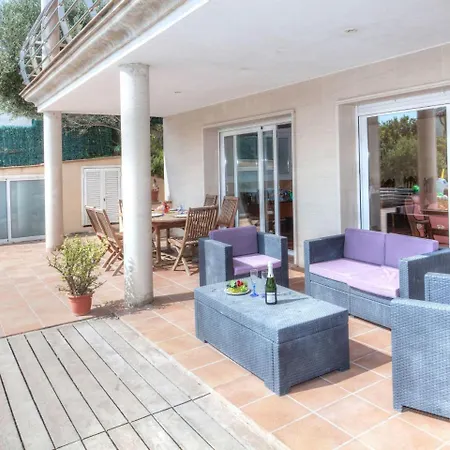 Dorian By Interhome Casa vacanze *